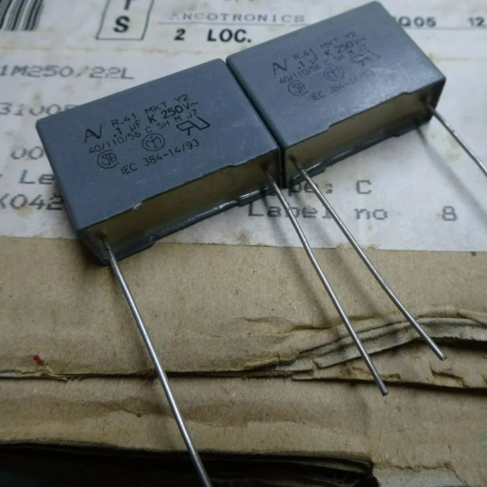 

5pcs/lot AV R41 0.1uf 250VAC 100nf u1 104 Y2 Brand New 22mm Film Capacitor R41LN3100[5000]K
