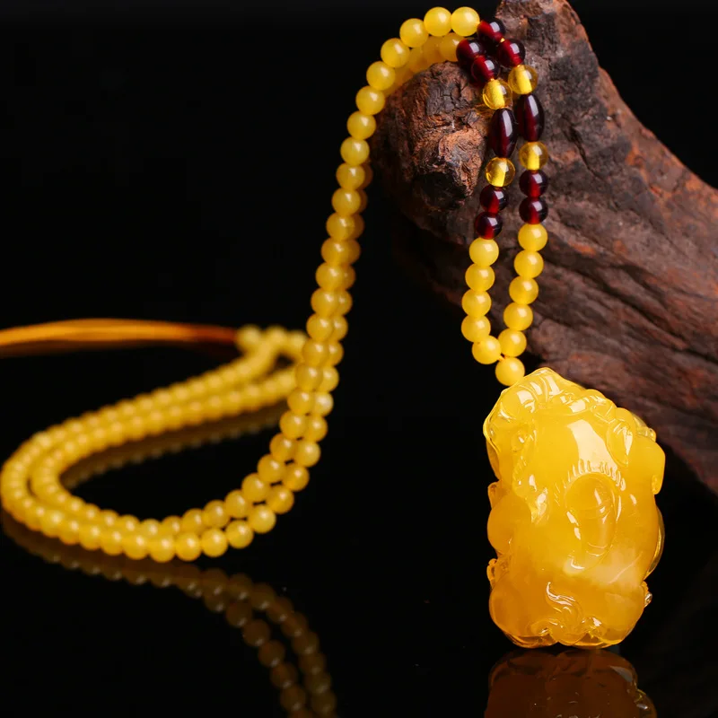 Drainage Gift Beeswax Heart Shape Carved Pendant Pixiu Men's and Women's Sweater Chain Amber Necklace Yellow Chicken Grease Old