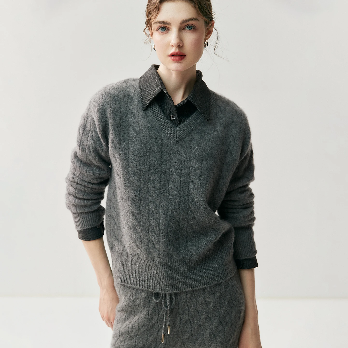 

Роскошный осенне-зимний женский свитер из 100% кашемира, Новое поступление, пуловер с v-образным вырезом, вязаный женский топ, одежда