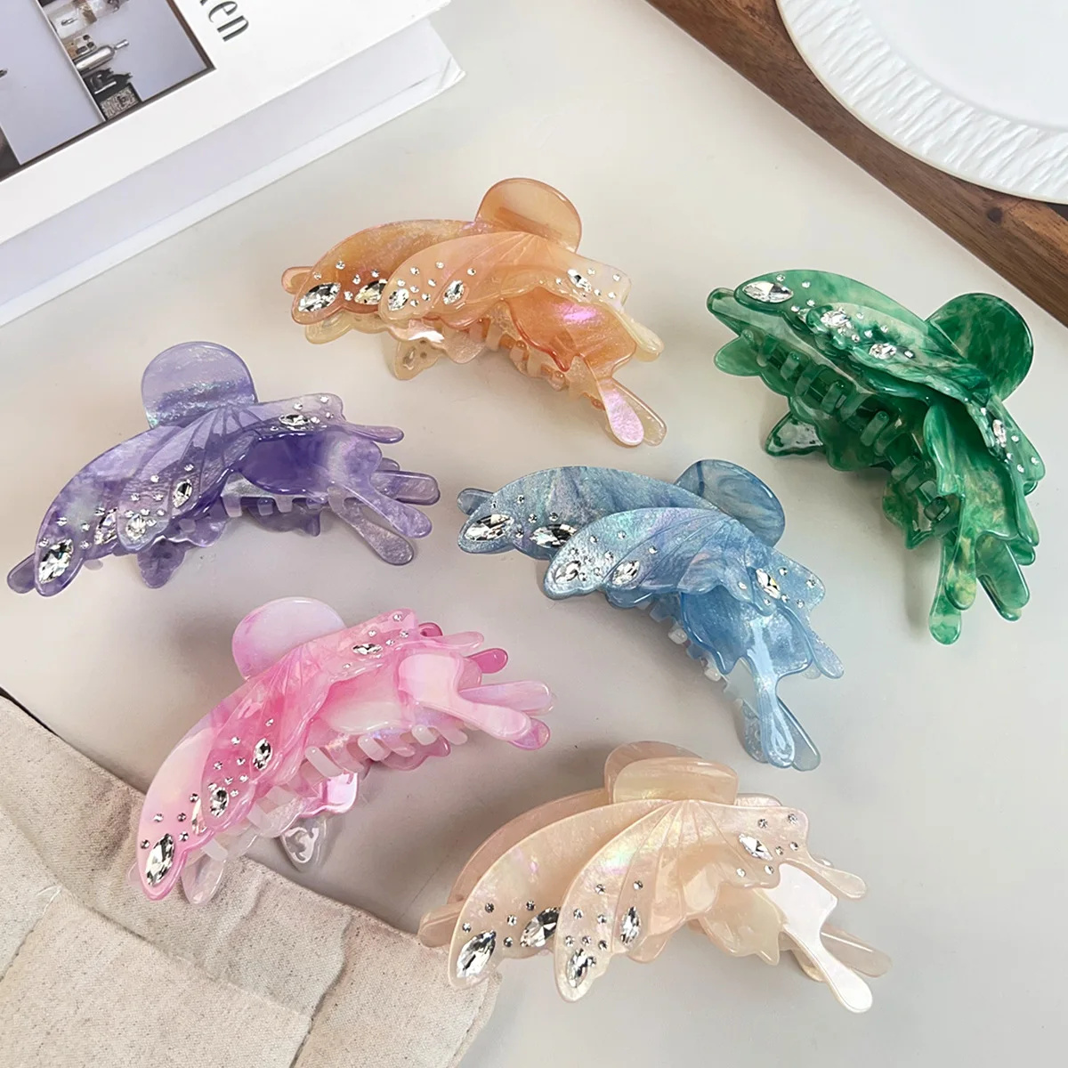 

Заколка-краб для волос с цирконами в форме бабочки, 13 см, в виде животного, с сильным захватом, элегантный аксессуар для волос для женщин