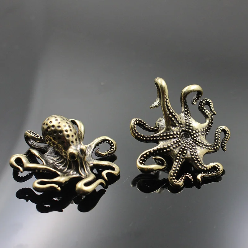 Brass Octopus Home Decoration Antique Copper Animal Figurines Miniatures Desk Ornament Accessories Creative Table Tea Pets Craft