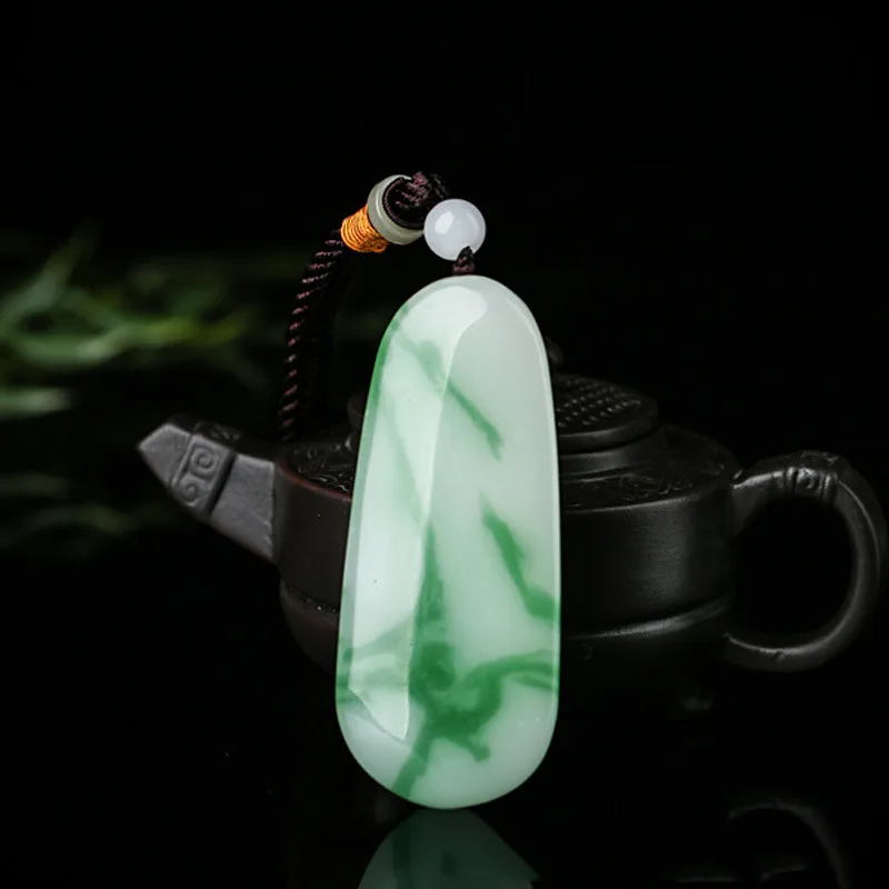 Xinjiang Gobi Jade Natural Green and White Rough Stone Hand Play Pieces Floating Emerald Jade Pendant Jewelry