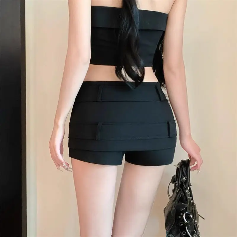 Podwójna klamra do wiertarki z wysokim stanem, odporna na ekspozycję, seksowna, gorąca dziewczyna, krótka spódniczka