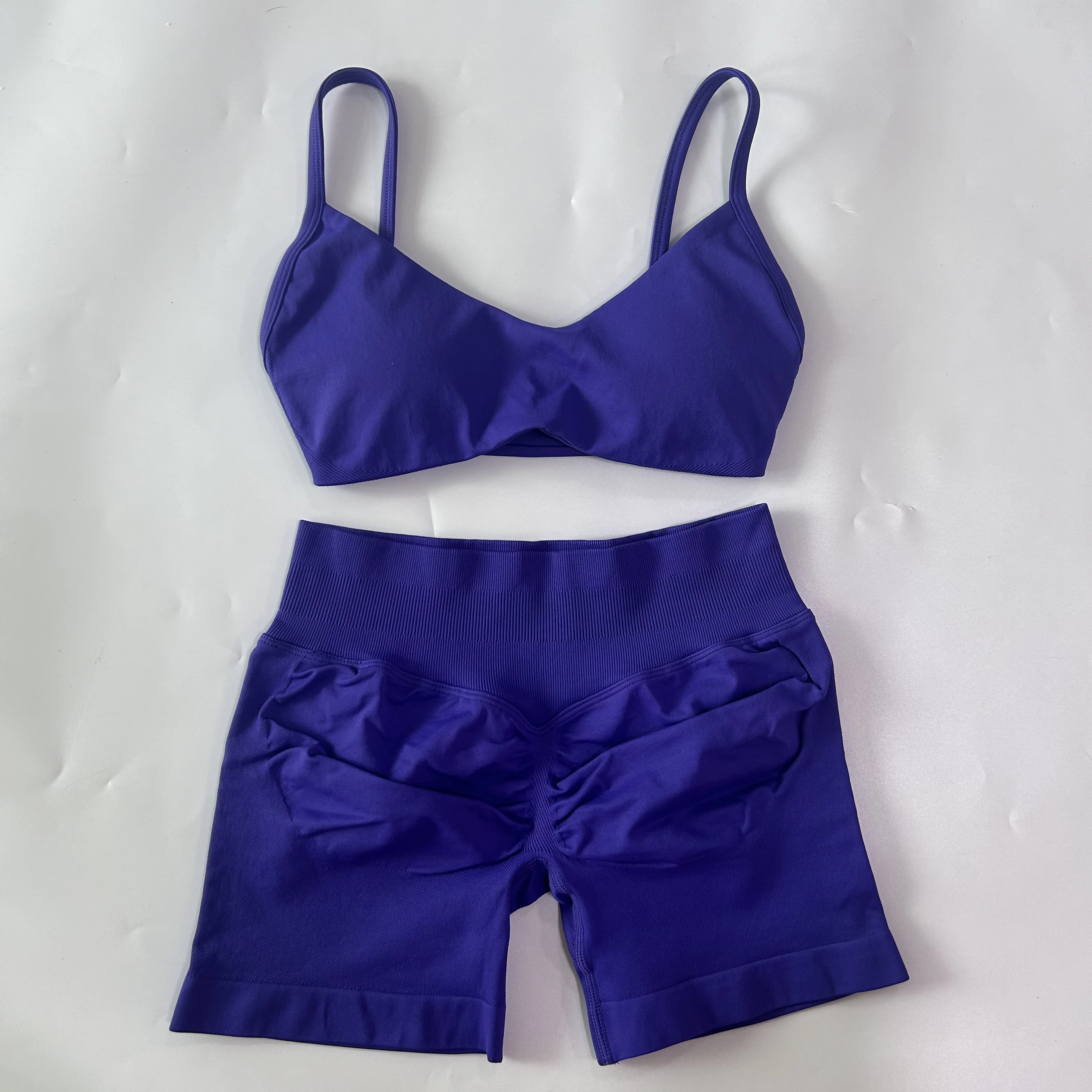 2-teiliges Set für Damen: Sport-BH mit Rundhalsausschnitt, nahtlose Scrunch-Yoga-Shorts, rückenfreies Fitness-Workout-Set, Sportbekleidung, Outfit – Detail 10