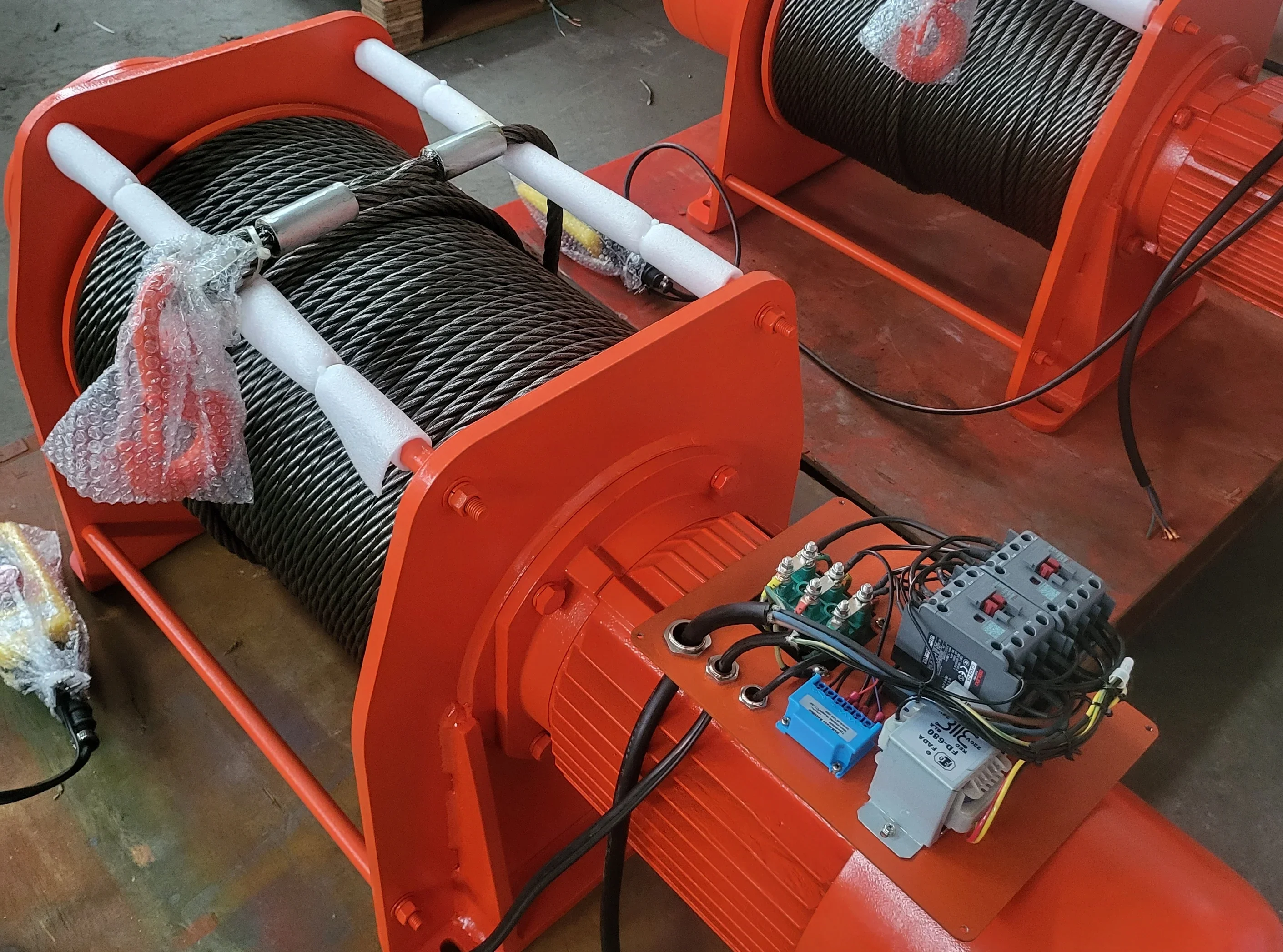 

Wireless Remote Control Electric Hoist Winch With Fast Speed