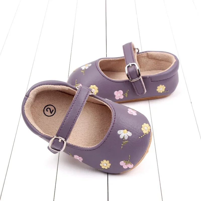 

Korean Princess Shoes Embroidered Flower First Walkers Soft Leather Crib Shoes Baby Girls Walking Shoes