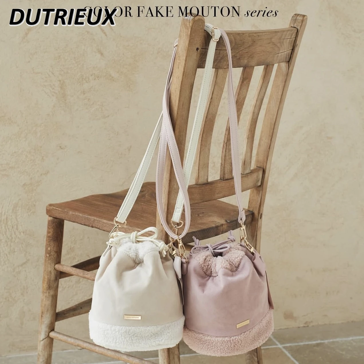 

Sweet and Cute Japanese Style Original Design Lamb Plush Bucket Bag Autumn and Winter New Niche Portable Women's Messenger Bag