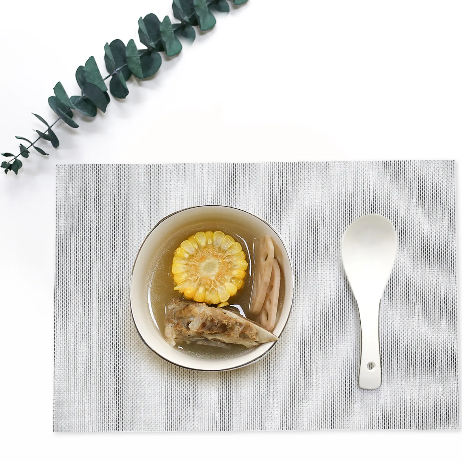 4Pcs Elegant European Placemats Faux Linen Heat Resistant Non Slip Washable Rectangle Dining Table Mats Kitchen Dinner Decor