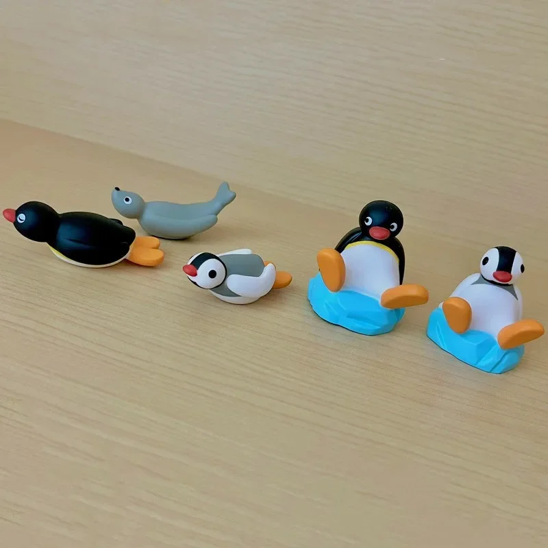 Japanese Genuine Gacha Scale Model Cute Pingu Winter Dabble Play Ice Scene Desktop Decoration Action Figure Toys