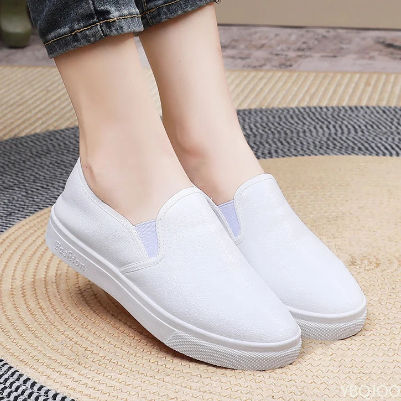 Winter Women\'s Warm and Waterproof PU Work Cotton Shoes Versatile One Foot Casual Flat Bottom Anti Slip Vulcanized Board Shoes