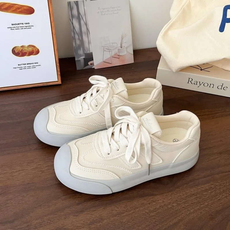 

Women's 2025 Unique Design Breathable Mesh White Sneakers - High Fashion Vintage-Inspired Casual Canvas Shoes for Students
