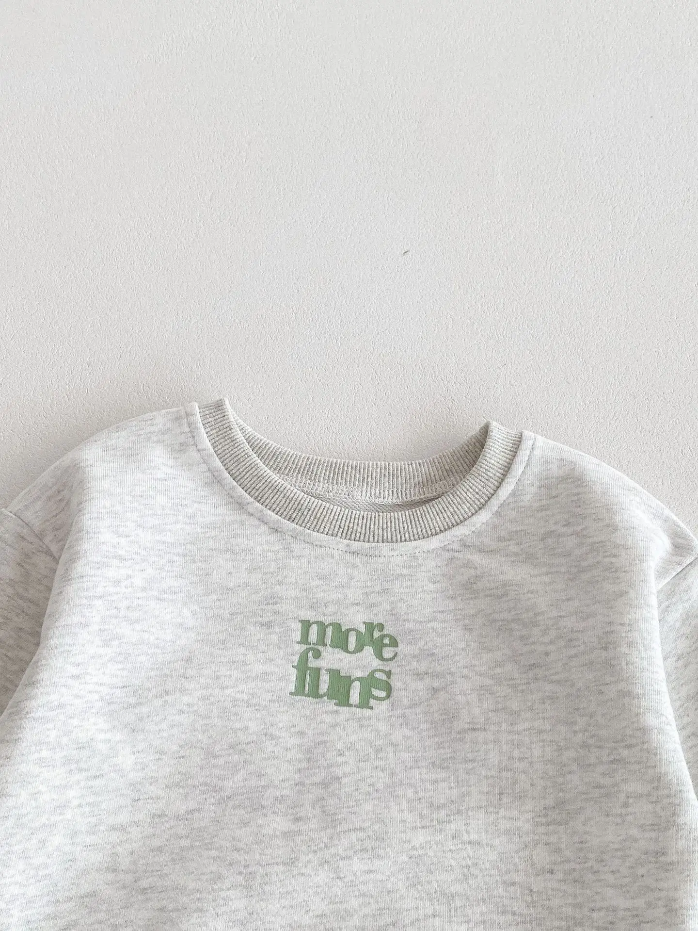 Koreanischer Stil Frühling/Herbst Neues 2-teiliges Set für Kleinkinder & Kinder, reine Baumwolle, Farbblock-Sweatshirt & Jogginghose – Detail 6
