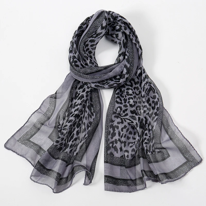 2025 New Fashion 45*155cm Leopard Printing Chiffon Silk Scarf Women Foulard Long Shawl Scarves Summer Elegant Bandana Luxury
