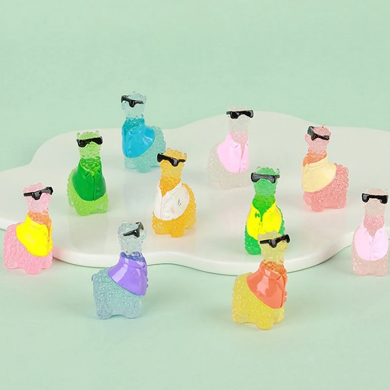 1PC Luminous 3D Sunglasses Alpaca Figurines Miniature Desk Ornaments Mini Alpacas Glow At Dark Fairy Garden Decoration