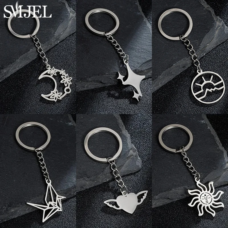 Chimsun Le porte-clés tendance avec pendentif lune-étoile-cœur pour un style unique et personnalisé