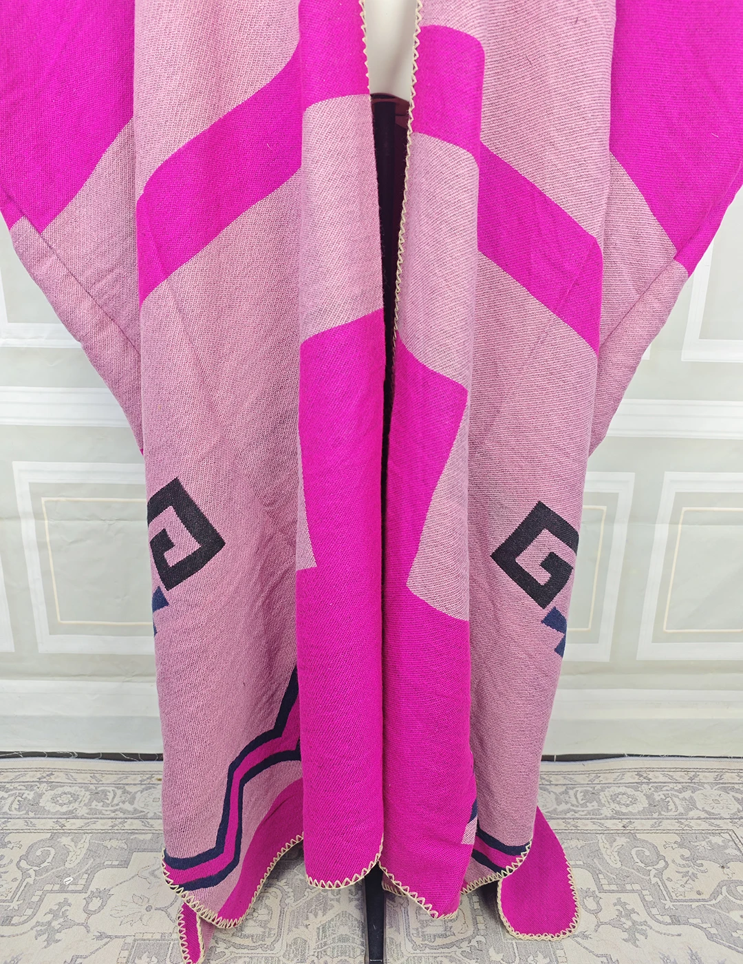 冬らしい可愛らしいピンクのオープンフロントフード付きカーディガン着物、アフリカ女性向けプラスサイズプリント入り暖かいムスリムロングポンチョ、アウトフィットに