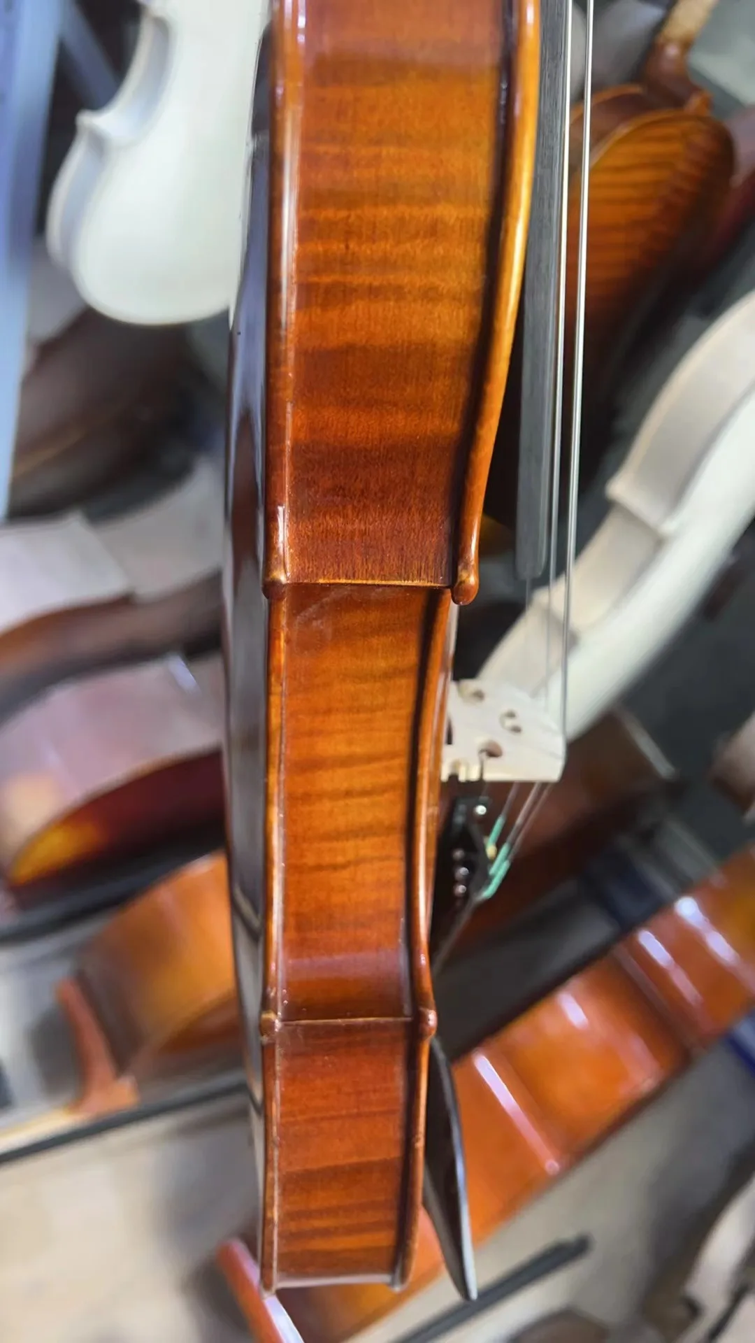 4/4 Physical shooting: Machini violin in stock, good sound, high evaluation Musical Instruments