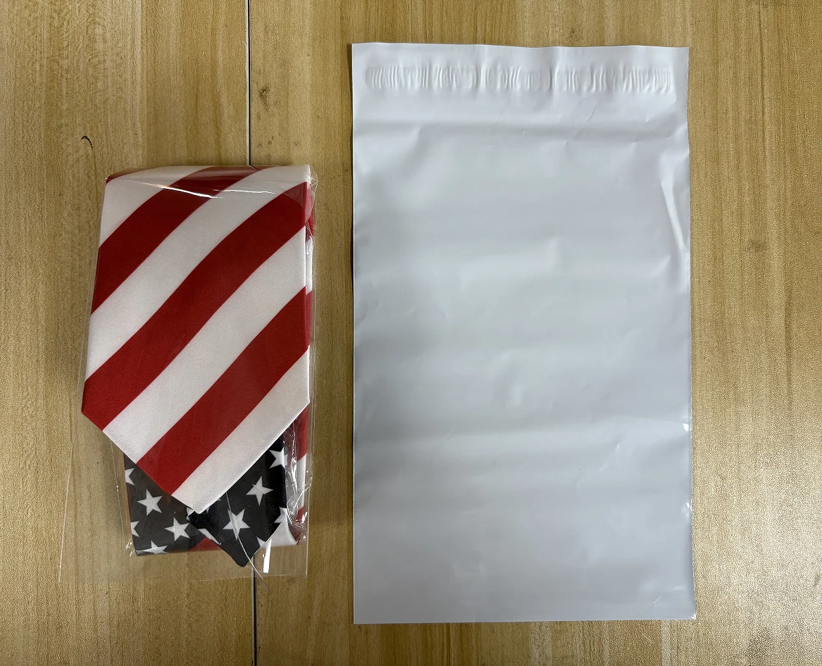Sternförmige gestreifte amerikanische/USA-Krawatte aus Dacron mit Flaggenmotiv, Unisex-Krawatte für Erwachsene, für Partys, Auftritte, Business, Urlaub, Accessoires – Detail 1