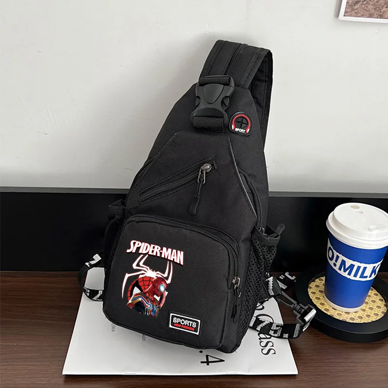 ΠΡΠΆΡΠΊΠ°Ρ Π½Π°Π³ΡΡΠ΄Π½Π°Ρ ΡΡΠΌΠΊΠ° Β«Π§Π΅Π»ΠΎΠ²Π΅ΠΊ-ΠΏΠ°ΡΠΊ MarvelsΒ», ΠΏΠ°ΡΡΡΠΈΠ½ΠΎΠ²Π°Ρ ΠΌΠΎΠ΄Π½Π°Ρ ΡΡΠΌΠΊΠ° ΡΠ΅ΡΠ΅Π· ΠΏΠ»Π΅ΡΠΎ Π΄Π»Ρ ΡΠ΅Π»Π΅ΡΠΎΠ½Π° Π΄Π»Ρ ΠΌΠ°Π»ΡΡΠΈΠΊΠΎΠ², ΡΠΏΠΎΡΡΠΈΠ²Π½Π°Ρ Π»Π΅Π³ΠΊΠ°Ρ ΠΌΡΠΆΡΠΊΠ°Ρ ΡΡΠΌΠΊΠ° Π½Π° ΡΠ΅ΠΌΠ½Π΅ ΠΡΠΆΡΠΊΠ°Ρ Π½Π°Π³ΡΡΠ΄Π½Π°Ρ ΡΡΠΌΠΊΠ° Β«Π§Π΅Π»ΠΎΠ²Π΅ΠΊ-ΠΏΠ°ΡΠΊ MarvelsΒ», ΠΏΠ°ΡΡΡΠΈΠ½ΠΎΠ²Π°Ρ ΠΌΠΎΠ΄Π½Π°Ρ ΡΡΠΌΠΊΠ° ΡΠ΅ΡΠ΅Π· ΠΏΠ»Π΅ΡΠΎ Π΄Π»Ρ ΡΠ΅Π»Π΅ΡΠΎΠ½Π° Π΄Π»Ρ ΠΌΠ°Π»ΡΡΠΈΠΊΠΎΠ², ΡΠΏΠΎΡΡΠΈΠ²Π½Π°Ρ Π»Π΅Π³ΠΊΠ°Ρ ΠΌΡΠΆΡΠΊΠ°Ρ ΡΡΠΌΠΊΠ° Π½Π° ΡΠ΅ΠΌΠ½Π΅