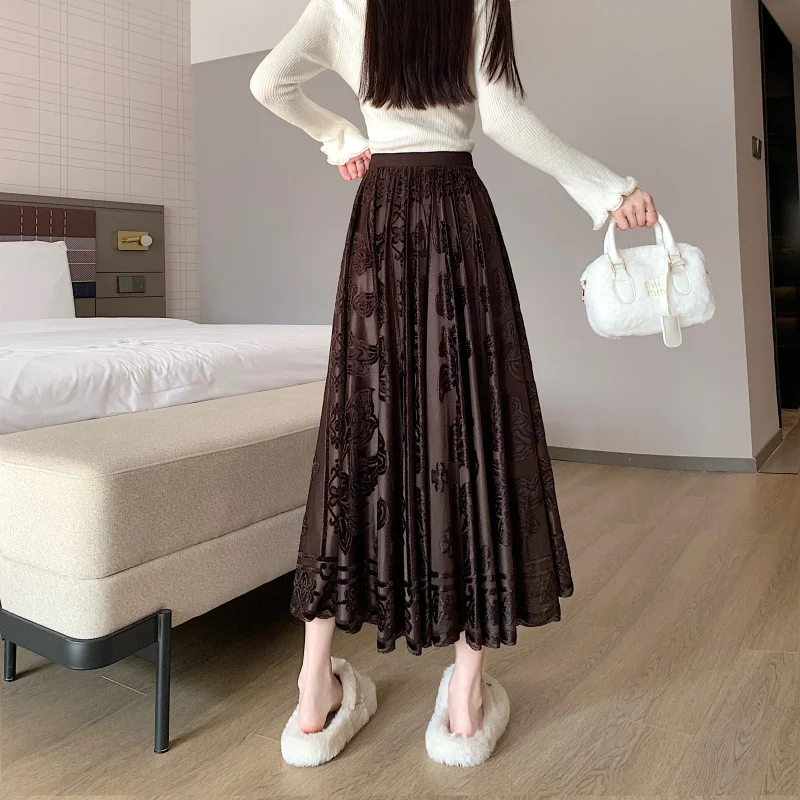 Saia francesa feminina veludo comprimento médio outono inverno elegante moda grossa renda malha casual deslocamento versátil uma linha saia