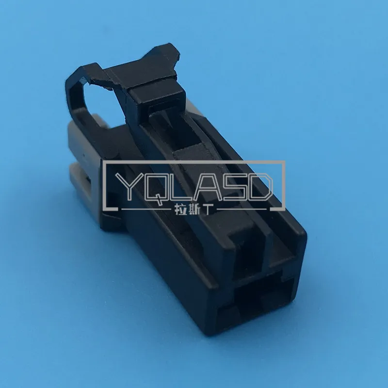 

1 Set 1 Way 6.3 Series 7123-6013-30 Auto Large Current Plastic Housing Plug AC Assembly Wiring Terminal Socket