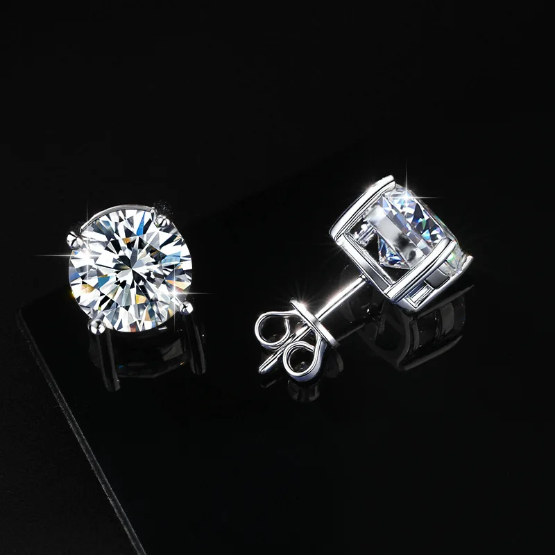 

Women's 0.1-5CT 4 Claw Moissanite Stud Earrings S925 Silver 18k Plated Fine Jewelry for Bride Wedding