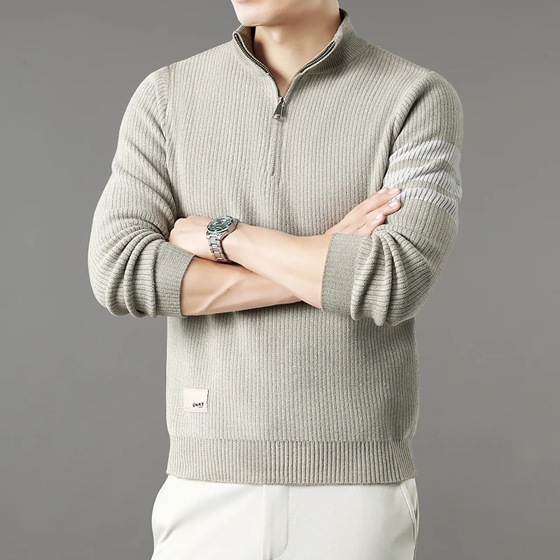 เสื้อสเวตเตอร์ถักคุณภาพสูงแบบใหม่ ซิปครึ่งตัว สำหรับผู้ชาย ฤดูใบไม้ร่วงและฤดูหนาว แขนยาว เสื้อสเวตเตอร์ถัก เสื้อสเวตเตอร์พื้นฐาน