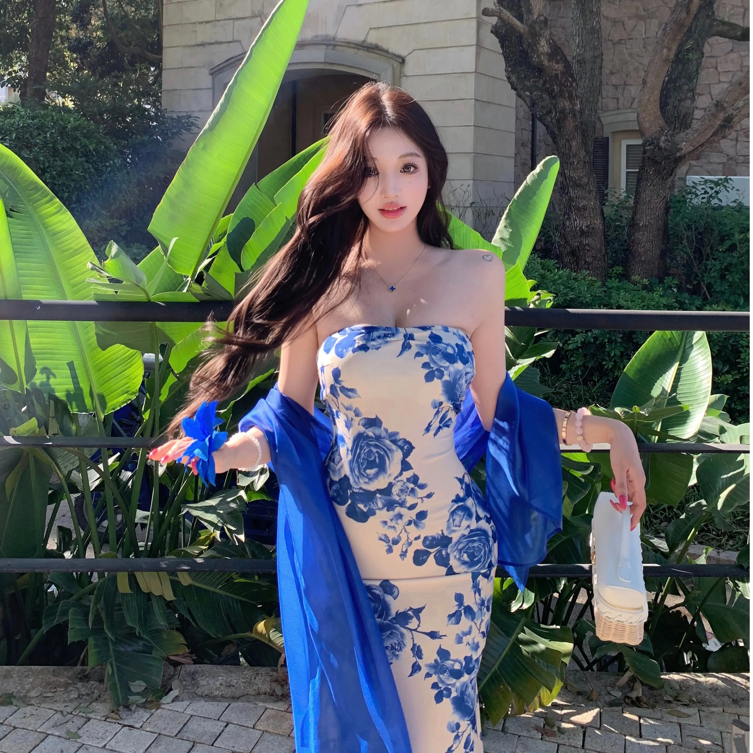 

Blue Floral Print Slim Fit Midi Dress with Shawl Summer New Style Women's Fashion Set Long Sleeve One Shoulder Dress