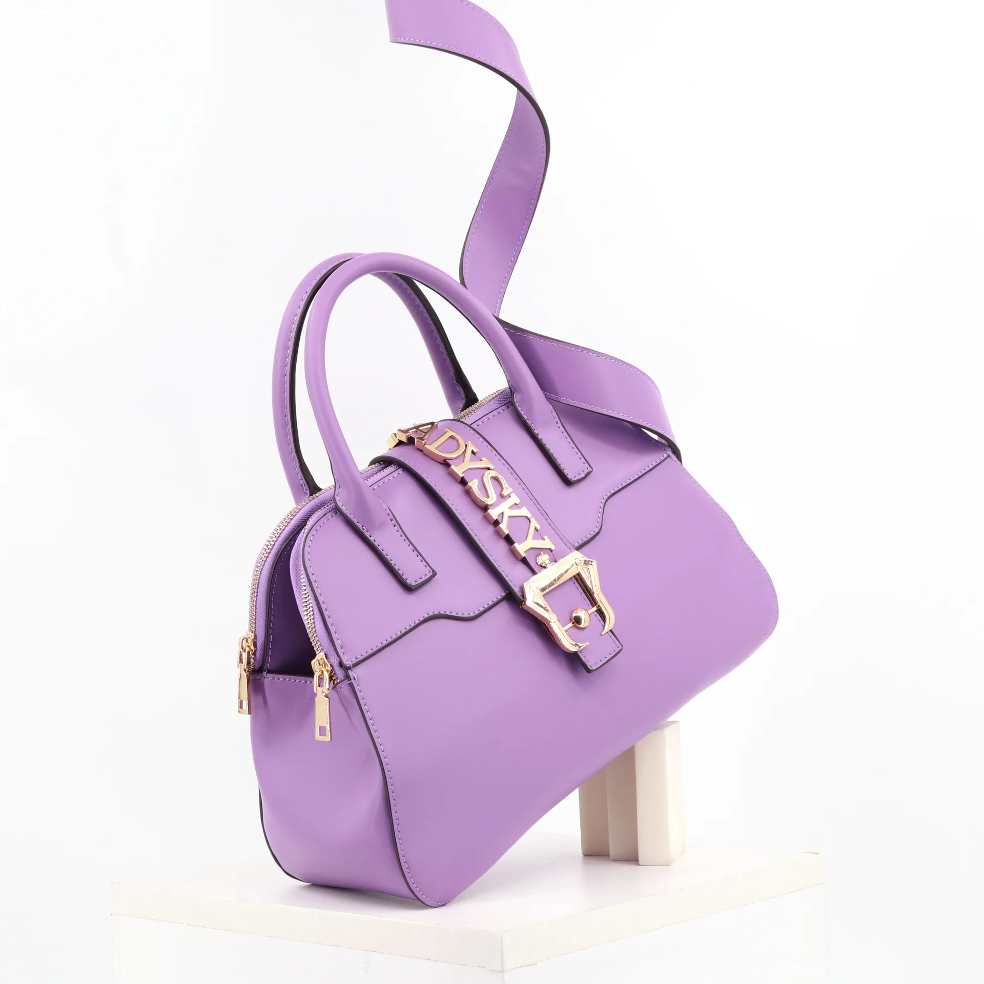 

Новая женская модная сумка с высокой текстурой крокодила