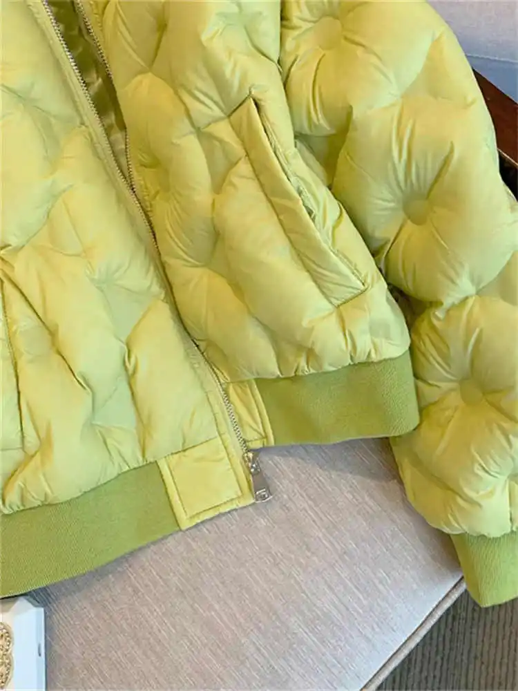 เสื้อแจ็คเก็ตพาร์กาครอปคอโอสีเขียวสำหรับผู้หญิง เสื้อคลุมกันหนาวแบบหนา สไตล์ฮาราจูกุ ทรงโอเวอร์ไซส์ เสื้อแจ็คเก็ตบุหนา สไตล์วินเทจ ยุค 2000 เสื้อผ้าฤดูหนาว