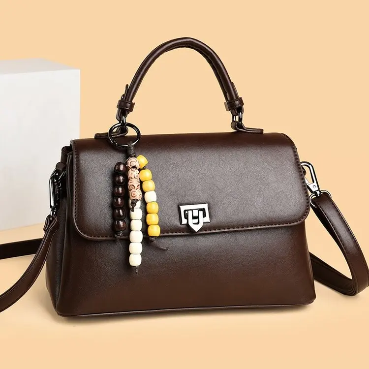 famous-designer-elegant-classic-leather-diaper-bags-for-women-luxury-minimalist-large-capacity-tote-crossbody-bag-vintage