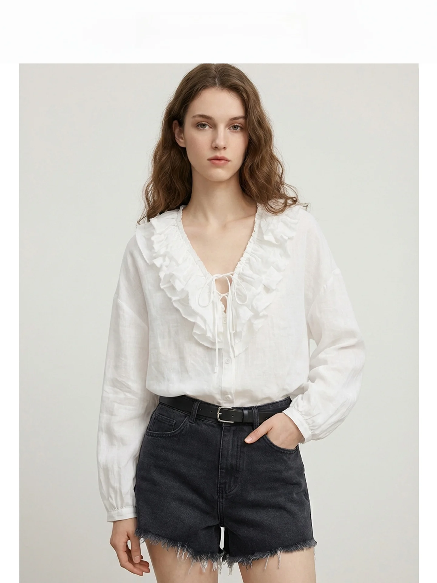 

Retro Sweet Fairy-Like Spring Summer New Style Long Sleeve Shirt Women's Design Sense Top with Lace Trim And Bow Tie V-Neck