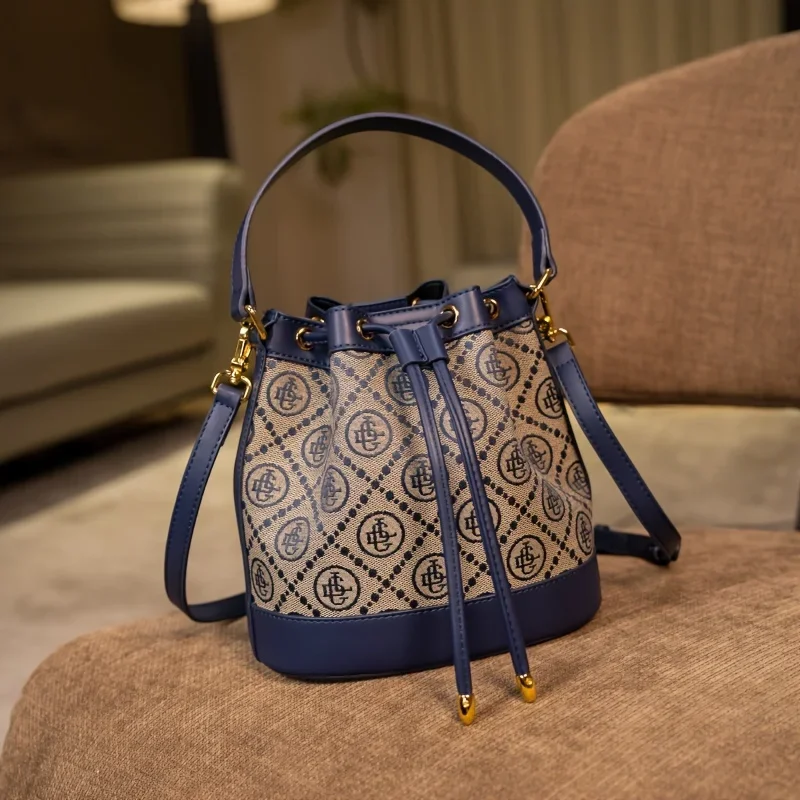 

Легкая роскошная женская сумка, новинка 2025, сумка-ведро с вышивкой для тяжелой промышленности, универсальная женская сумка через плечо на одно плечо