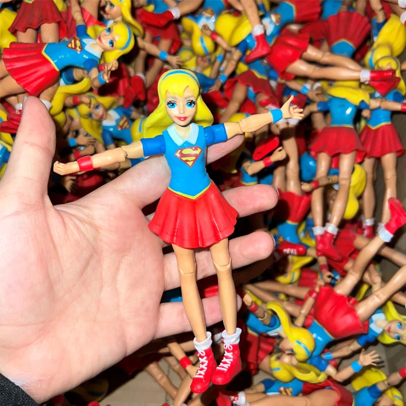 Anime Figure Supergirll Action Figure Movable Joints Superwoman Desktop Ornaments Collection Doll Children Toys