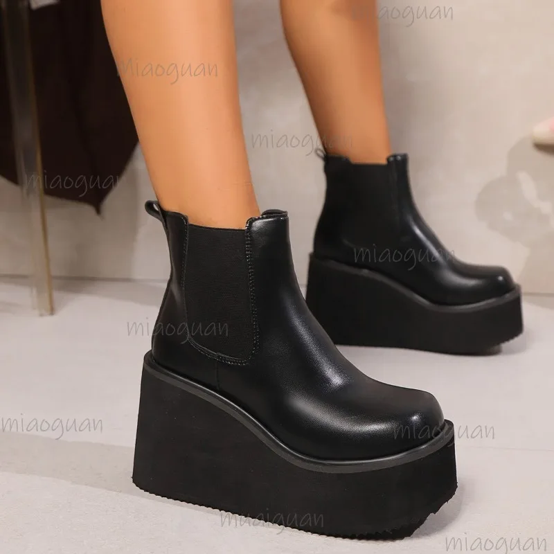 

Womens Chunky Boots High Quality Leather Short Boots Fashion Wedges Platform Boots Classic Slip on Ankle Booties Bottines Femmes