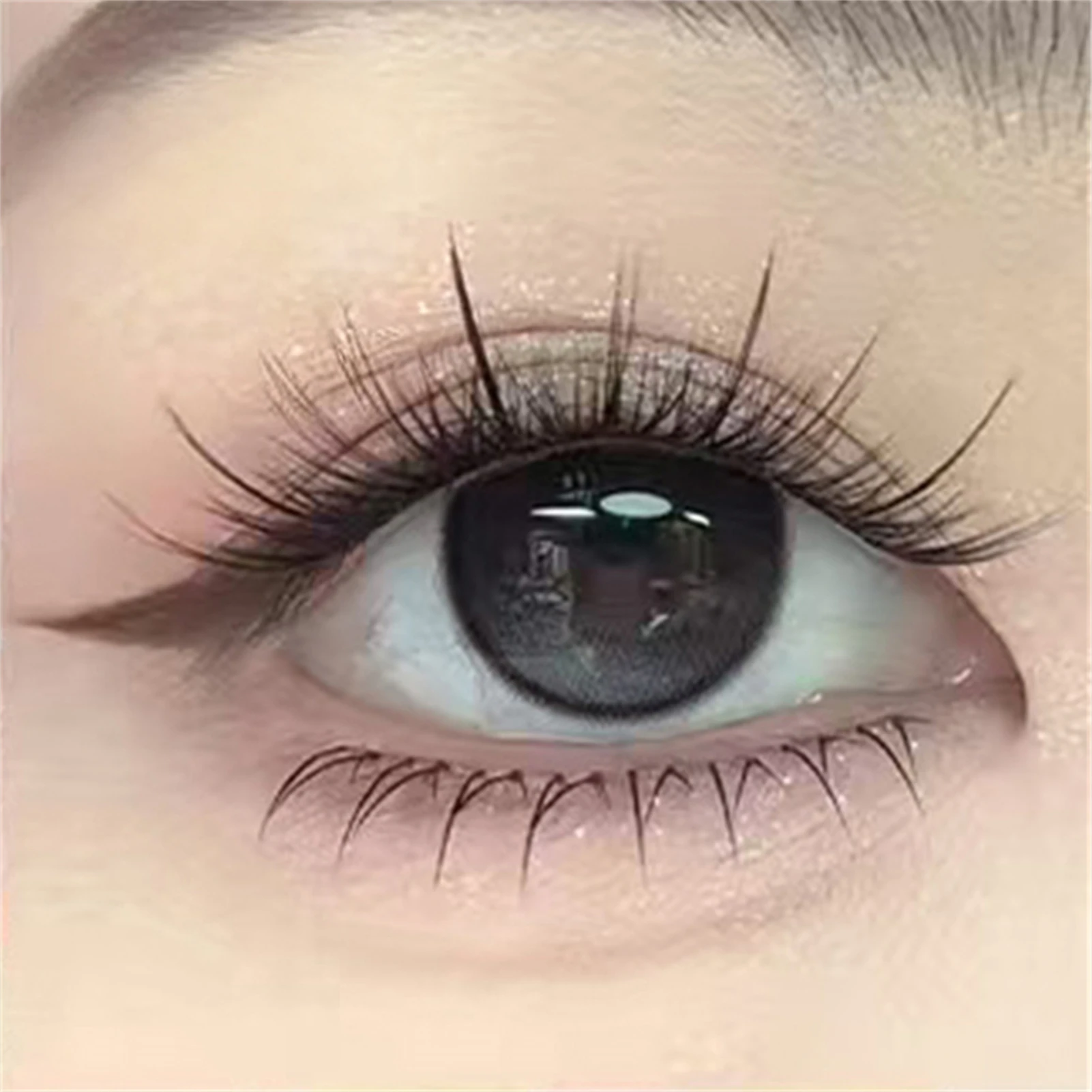 韓国風ナチュラルつけまつげ セグメント化された酸素のような見た目 フェアリーラッシュ Kpopアイドル レイジーガール フレア 簡単装着 デイリーアイラッシュ