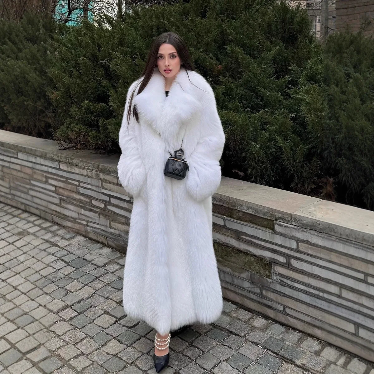 Cappotto di pelliccia invernale da donna Cappotto lungo bianco Capispalla Elegante moda Y2k Risvolto allentato Tutto abbinato Giacca di pelliccia sintetica calda e spessa per le donne