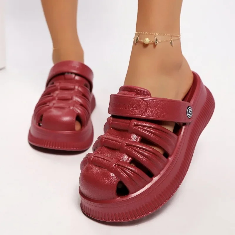 

‌ 2025 уличные летние легкие женские тапочки, повседневные сандалии с закрытым носком, женские слипоны с круглым носком на полой платформе, лидер продаж, тапочки