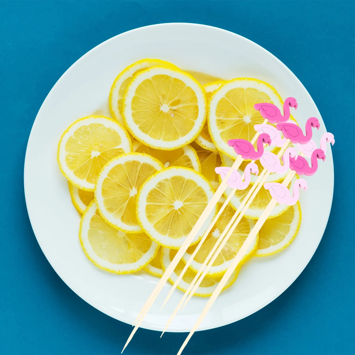 

200Pcs Bamboo Cocktail Picks Flamingo Decor Fruit Toothpicks Creative Appetizer Sticks Party Supplies for Bar Ktv Home
