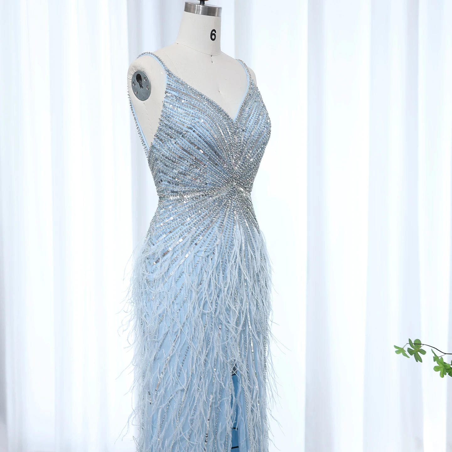 Sharon Said Dubai Luxuriöse Feder-Meerjungfrauenkleider in Silber für Hochzeiten, Blaues Arabisches Abendkleid, Partykleider SS004 Maßanfertigung – Detail 34