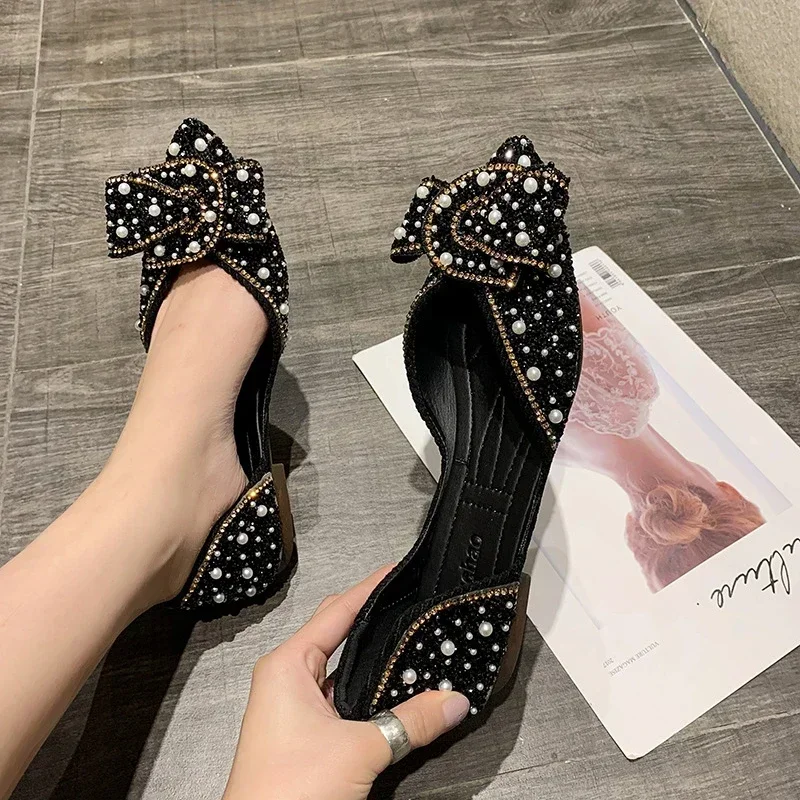 Women Fashion Flat Single Shoes Feamle Autumn Pointed Toe Shoes Flat Loafers Soft Sole Ladies Plus Size 35-43