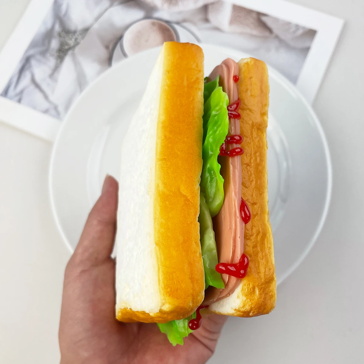 Realistisches gefälschtes gefülltes Toastmodell – lebensechtes Sandwichbrot mit Füllungen für Lebensmittelfotografie, Ausstellung und TikTok-Videos – Detail 3