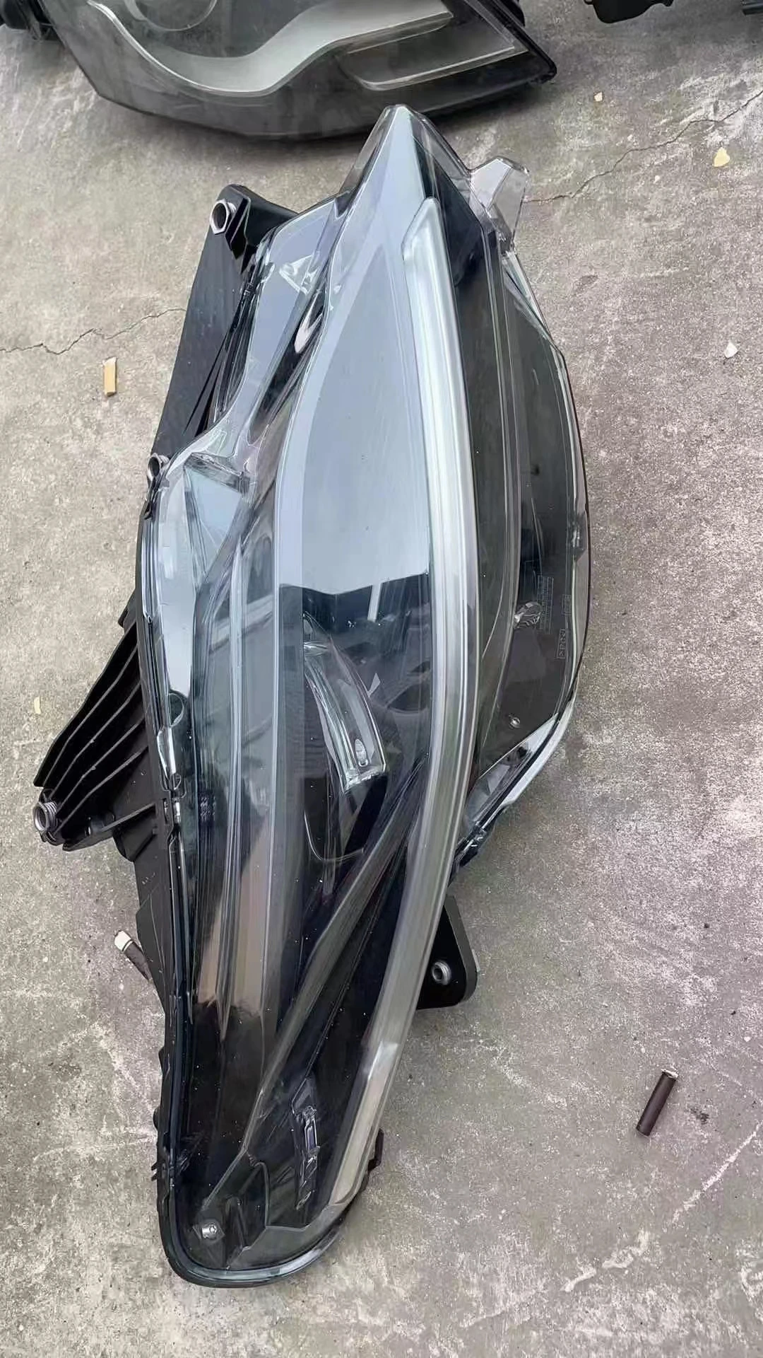 Original Used LED Headlight for 'FERRARI  ROMA OEM 934859 934860 Left and Right Headlamp