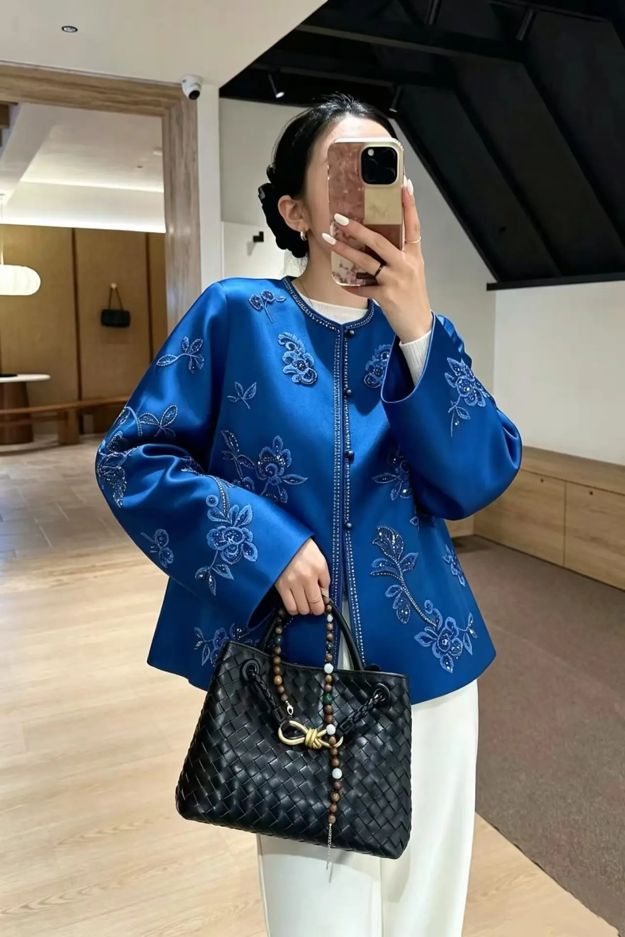 High-end Spring Autumn Chinese New Year Coat Embroidery Beading Women Elegant Loose Blue and Pink Coat S-XL
