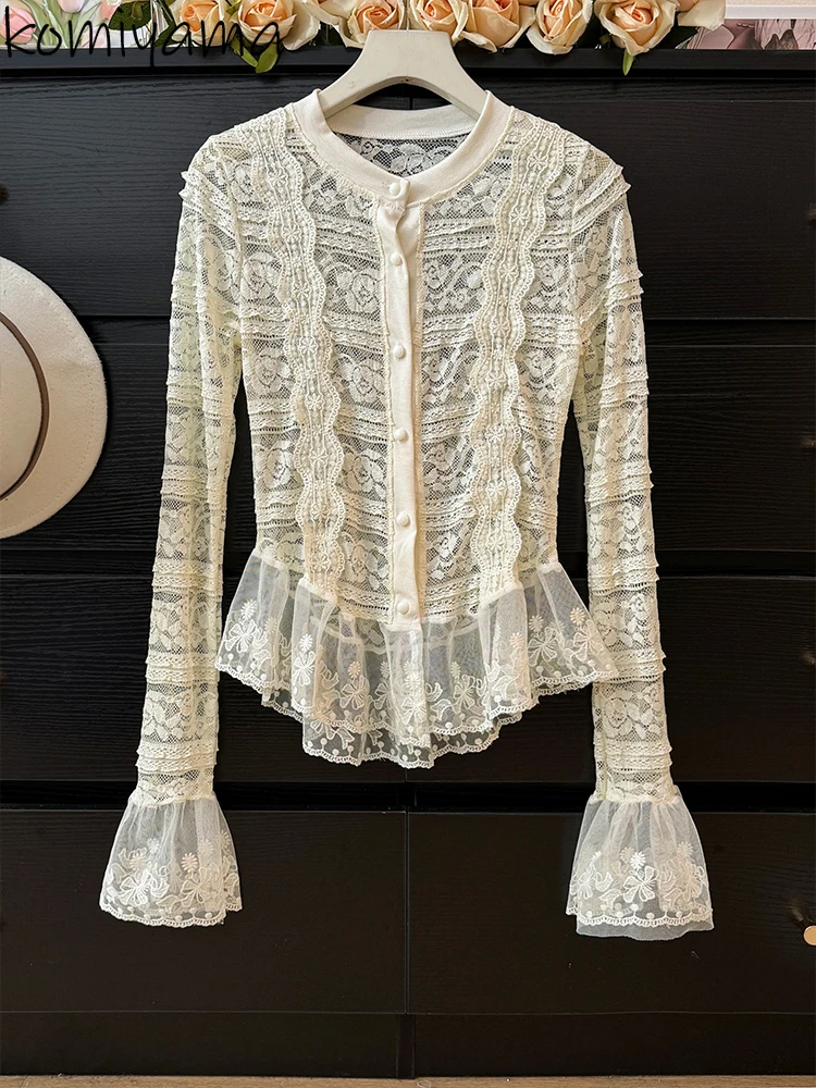 

Hollow Out Hook Flower Woman 2025 Shirts Blouses Lace Flare Sleeve Blusas Mujer Ruffles Hem Ropa Single Breasted Clothing