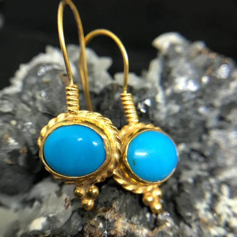 Retro Court Gold Women's Decorative Earrings Creative Ethnic Style Synthetic Blue Stone Pendant Party Jewelry Gift