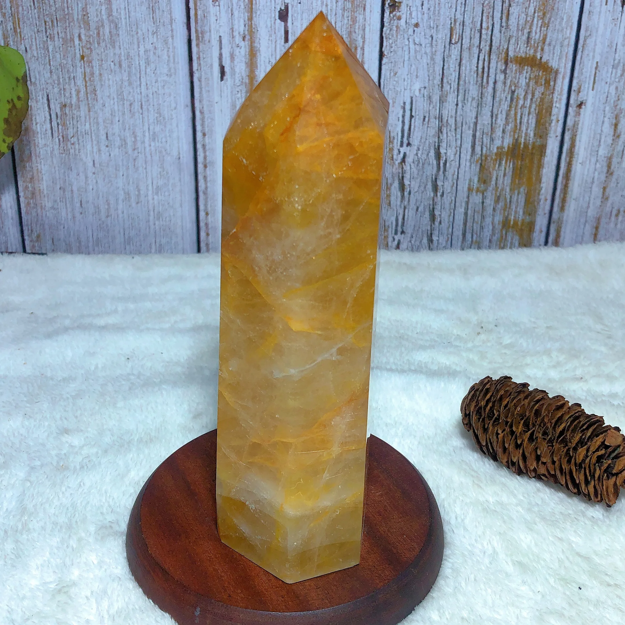 

Natural Crystal Golden Healer Flashy Rainbow Tower Point Gemstones Energy Home Decorations Holiday Gift