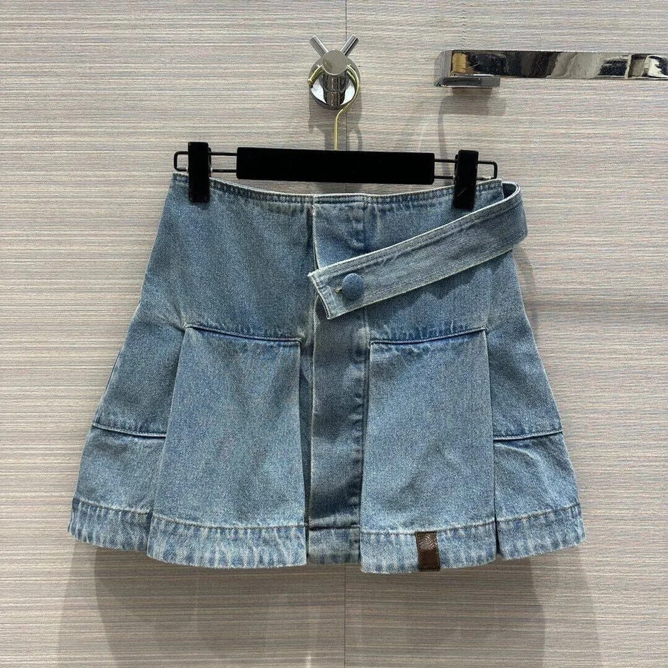 2024 New Fashion Light Blue Denim Mini Pleated Skirts Womens High Waist Belt Spring Summer Sweet Skirt