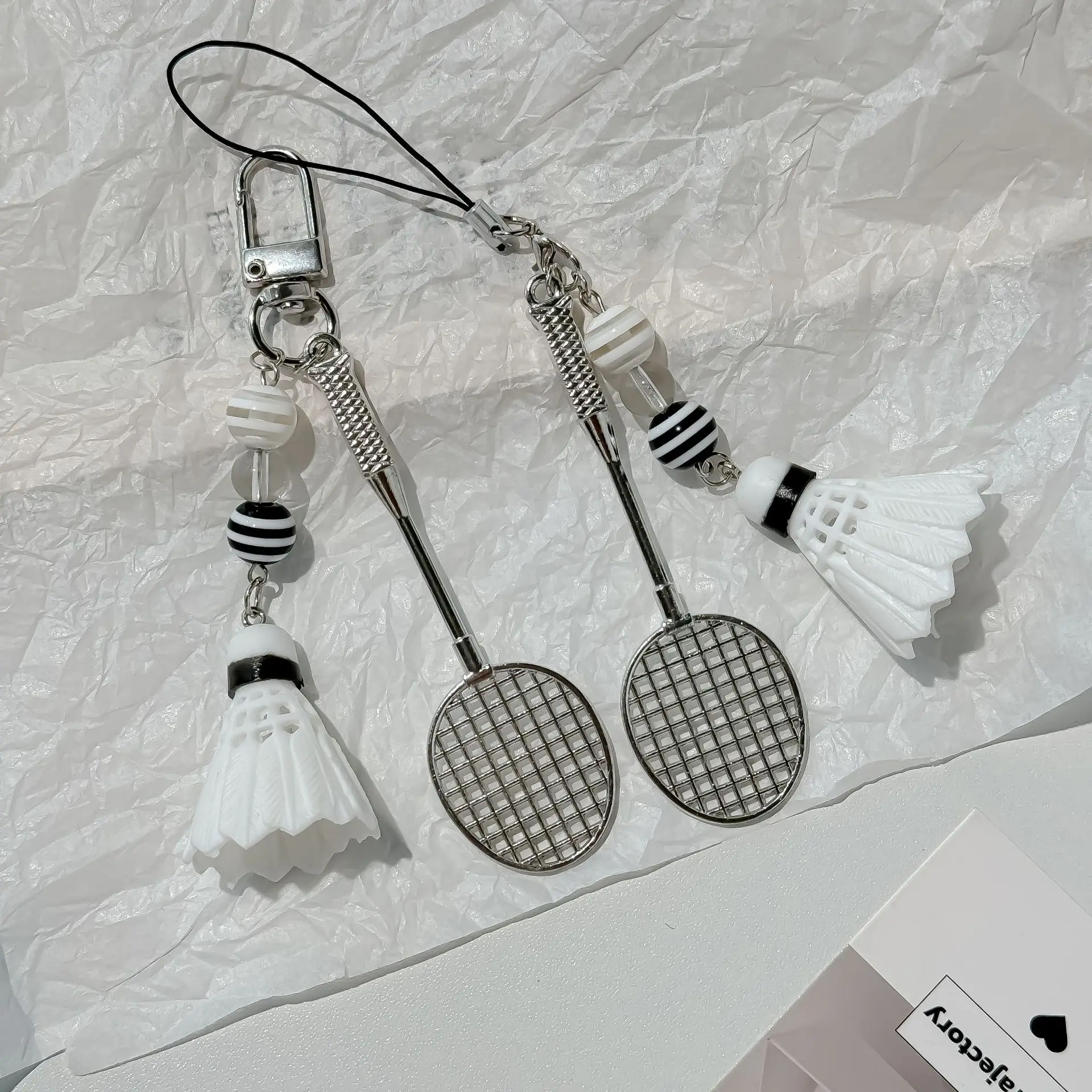 Novelty Mini Badminton Racket Keychain Creative Badminton Pendant Key Ring Exquisite Car Backpack Sport Keyring Decoration Gifts