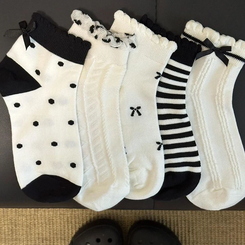 1/5 Paar Spitzen-Damensocken mit gepunkteten Schleifen, süße, modische, lässige Frühlings- und Sommersocken – Detail 2